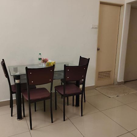 2 Rooms Homestay Deviana Wakaf Che Yeh 코타바하루 외부 사진