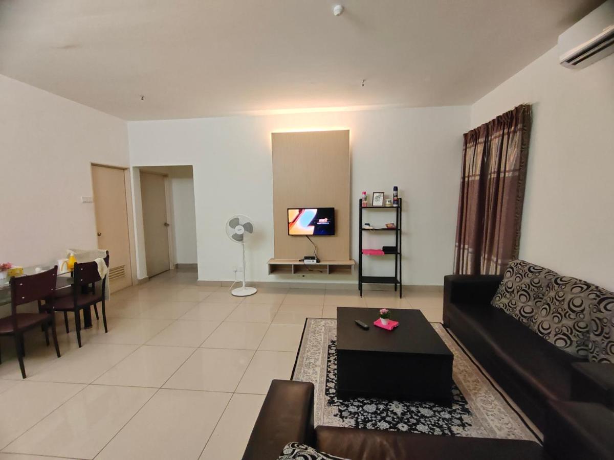 2 Rooms Homestay Deviana Wakaf Che Yeh 코타바하루 외부 사진